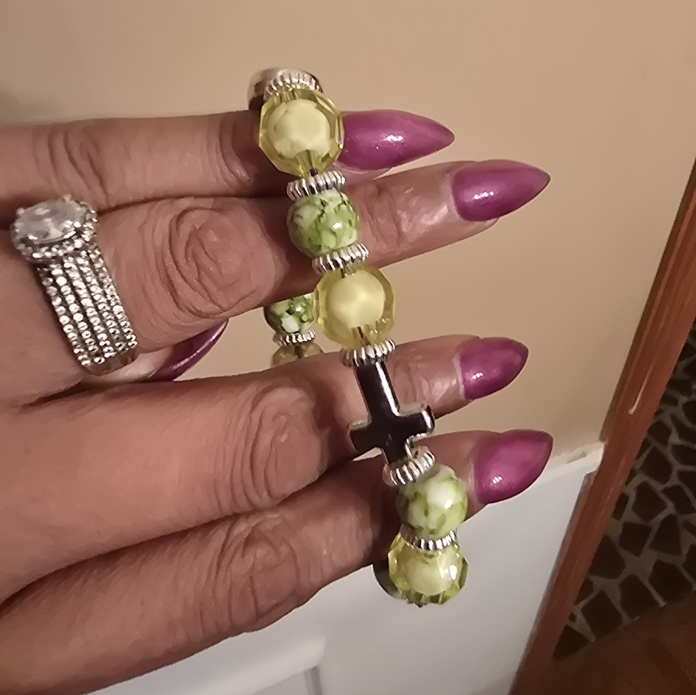 Handcrafted - Picture 3 of 6